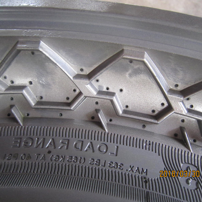 90 / 90-18 motocykl oponę pleśni