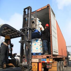 Chiny Producent Płatków / Perły / Stałe 99% (Wodorotlenek Sodu, NaOH) Soda kaustyczna