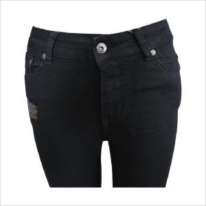 moda zgrywanie kolana chudy jean