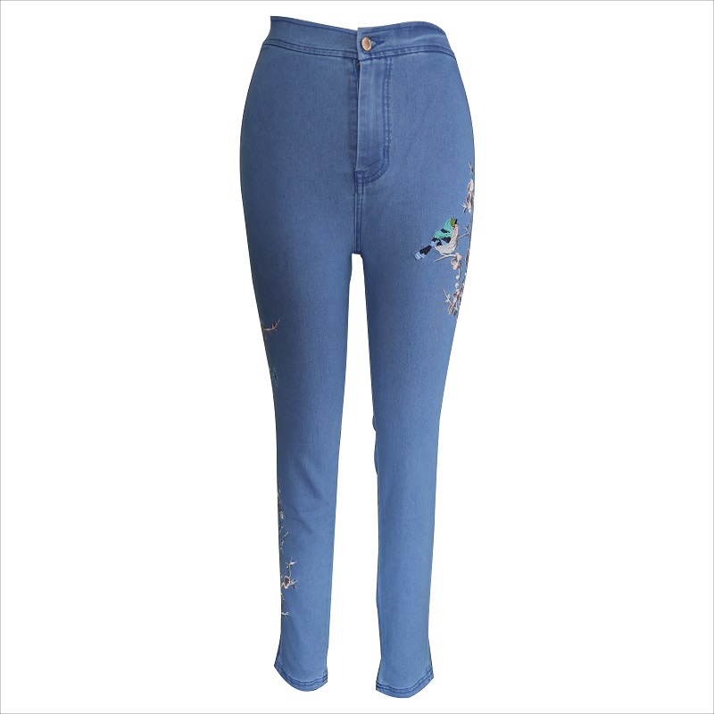 modne hafty niebieskie obcisłe dżinsy WS10123
