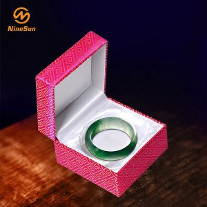 Czerwony kolor Pudełko na biżuterię dla kobiety