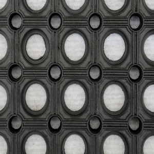 Antypoślizgowa gumowa mata z otworem odpływowym na plac zabaw