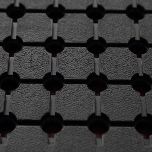 Antybakteryjna żebrowana Gumowa mata podłogowa z drenażem Gumowe otwory na pierścienie do łazienki i toalety