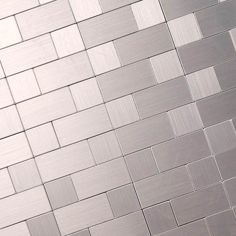 Srebrne wodoodporne / ognioodporne aluminiowe naklejki mozaiki Płytka kuchenna Backsplash Peel and Stick