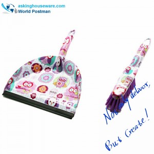 Szczotka do mioteł Akbrand Water Mark przy linii PVC przy wejściu do szufelki