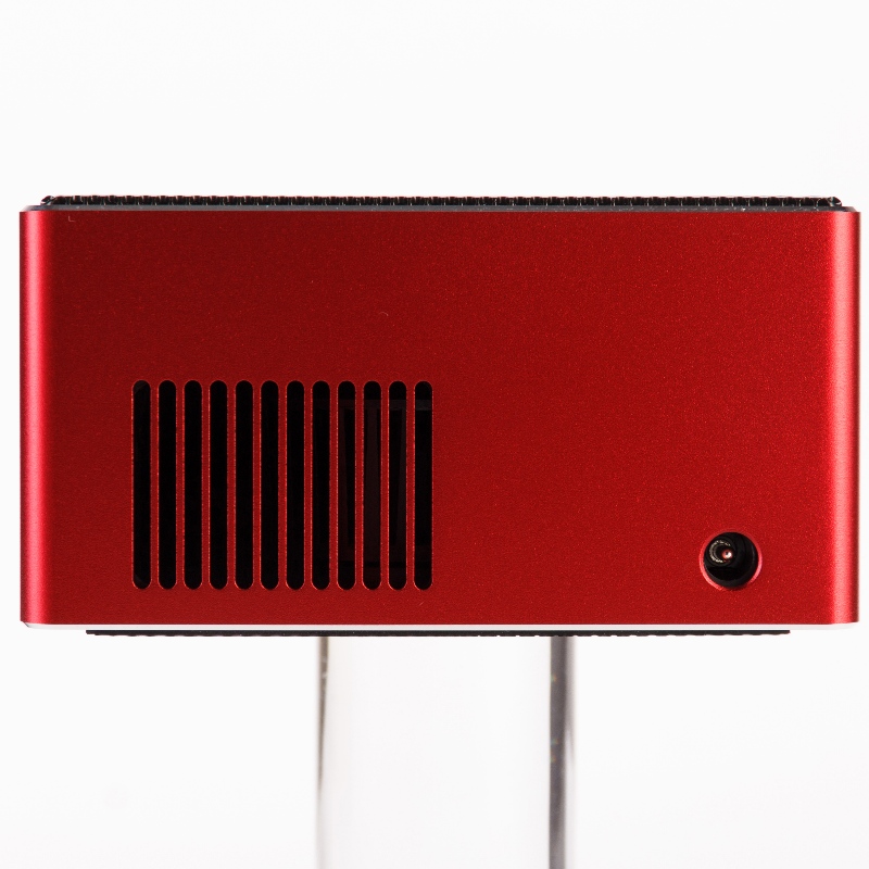Mini samochodowy oczyszczacz powietrza zasilany przez USB z inteligentną funkcją wykrywania jakości powietrza do usuwania formaldehydu / smong / PM2,5 / wtórnego dymu / zapachu / pyłu