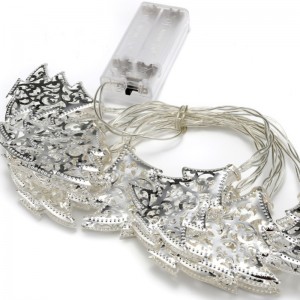 Żelazna lampa choinkowa