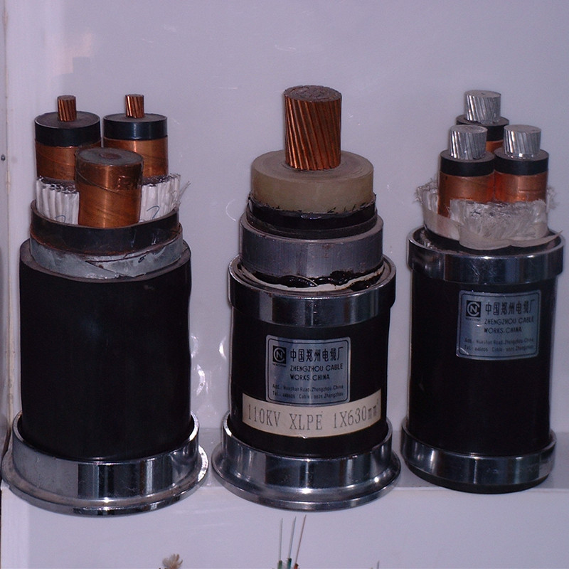 Jednordzeniowy kabel miedziany / aluminiowy 300 mm 400 mm z metalową osłoną 220kv 110kv