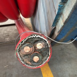 Opancerzony kabel wielożyłowy średniego napięcia z opancerzeniem STA / SWA