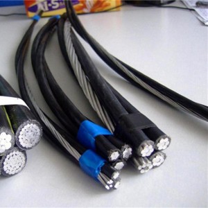 Odporny na warunki pogodowe izolowany aluminiowy kabel przewodzący Kabel ABC 600 V.