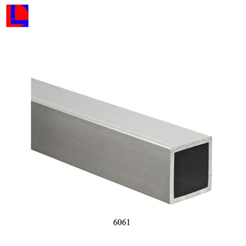 Dobrze wykonana kwadratowa aluminiowa rura