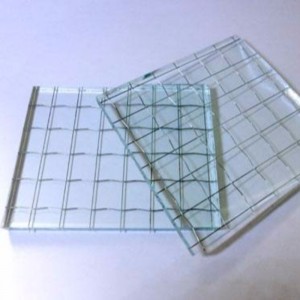 CZYSTE I BARWIONE SZKŁO PRZEWODOWE