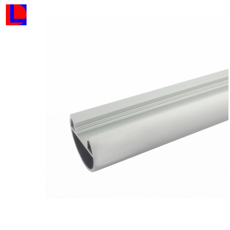 Wysokiej jakości profil aluminiowy o różnych kształtach z plastikowymi osłonami