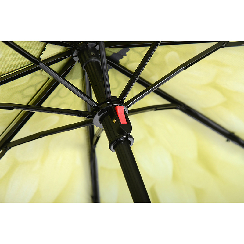 3-krotnie czarny parasol z metalową rączką, z nadrukowanym logo