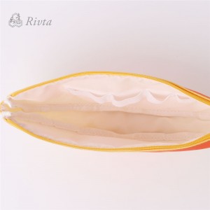 Damska kosmetyczna kosmetyczka z nadrukiem z owocami i zamkiem błyskawicznym