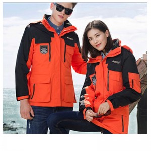 Roczna produkcja 400 000 sztuk / zestawu odzieży roboczej o dobrej jakości i ilości