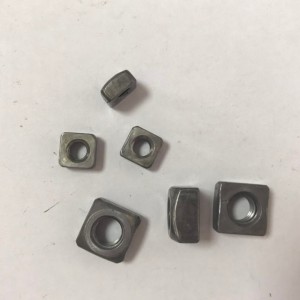 kwadratowa nakrętka