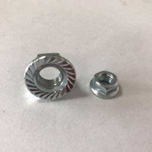 nakrętka kołnierzowa