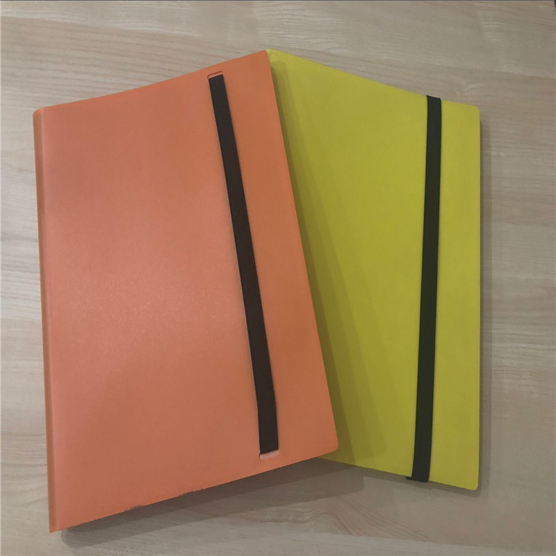Etui na karty z 9 kieszeniami na karty elastyczne