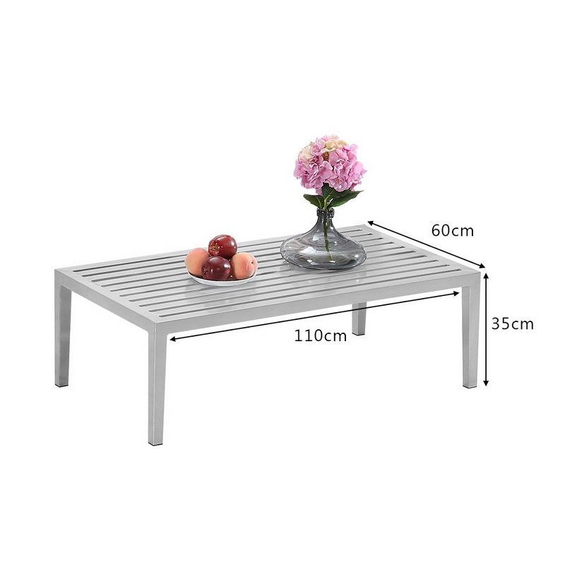 3-osobowa sofa segmentowa z rattanu na zewnątrz