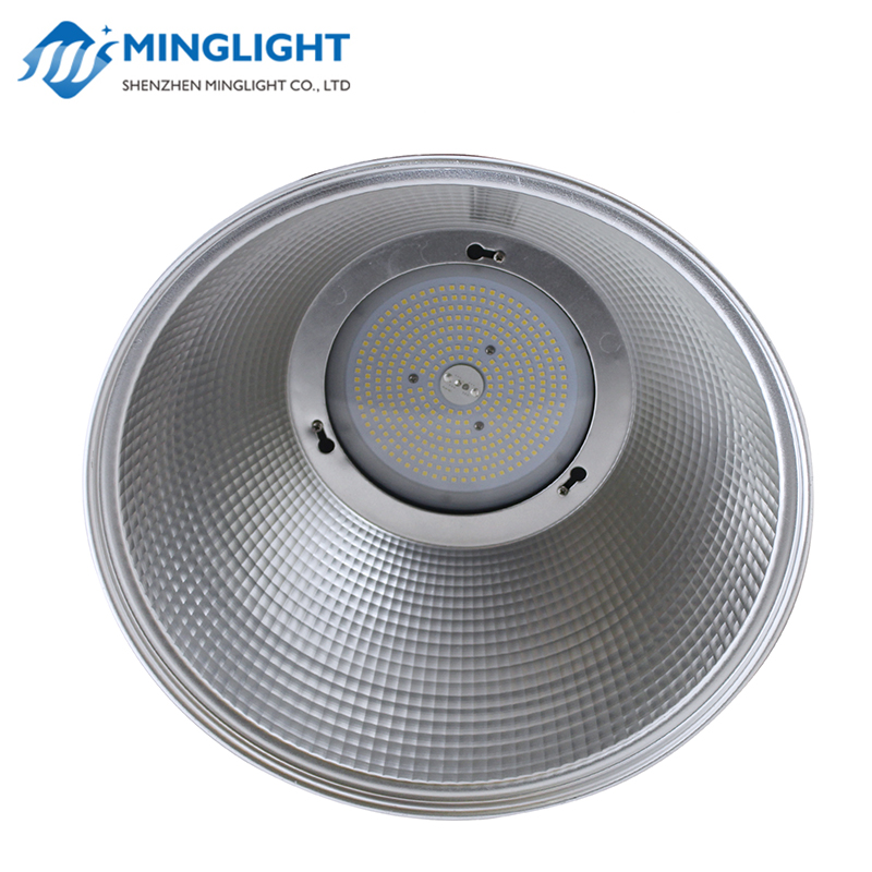 Lampa LED High Bay HBS 240 W.