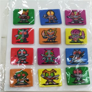 Odznaka z metalowej szpilki w chińskiej fabrycznej blaszce z kolorowym logo