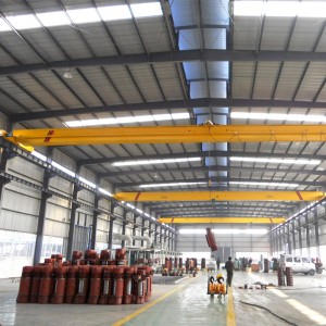 Suwnica jednodźwigarowa z niskim prześwitem