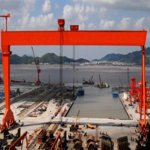 Suwnica bramowa z podwójnym dźwigarem dla przemysłu stoczniowego