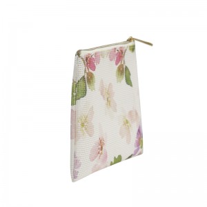 Popularna i fascynująca kosmetyczka z siatki PVC