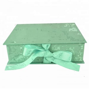 niestandardowe luksusowe białe czarne składane magnetyczne jedwabne pudełko na prezenty z kokardą na naszyjnik kolczyki biżuteria krawat kosmetyczny