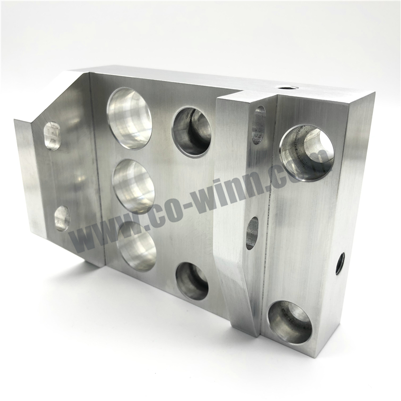 Indywidualna obróbka CNC Aluminiowe części silnika Części zamienne Części posprzedażne
