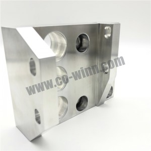 Indywidualna obróbka CNC Aluminiowe części silnika Części zamienne Części posprzedażne