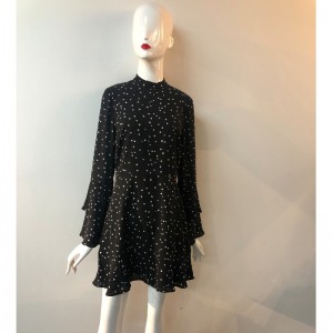 DRUKOWANA SUKIENKA Z BIAŁĄ GWIAZDĄ JLWD0007