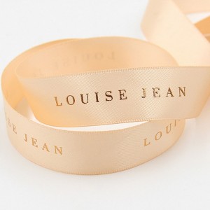 personalizowane kolorowe logo z nadrukiem wytłoczona folia czarna satynowa wstążka