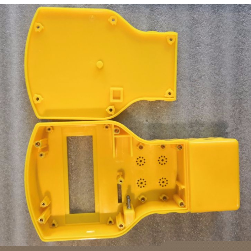 obudowa z tworzywa sztucznego