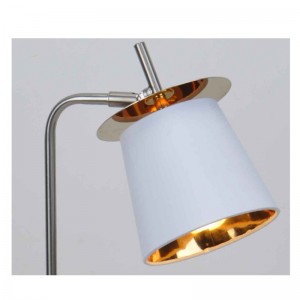 Lampa stołowa z abażurem z tkaniny i arkuszem dekoracyjnym