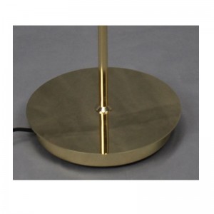 Lampa podłogowa z metalowym kloszem i funkcją regulacji