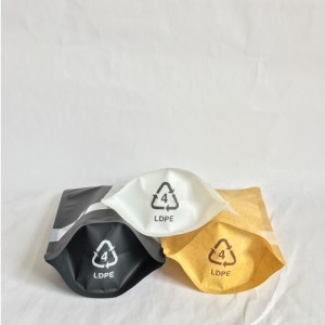 Nadający się do recyklingu woreczek PET / PE z wysokim barierowym zamknięciem do pakowania żywności z okienkiem