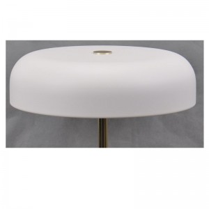 Lampa stołowa LED z marmurową podstawą i metalowym kloszem