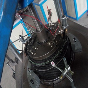 Skomputeryzowana maszyna dziewiarska z podwójnym jerseyem na nadgarstku