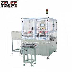 Sprzęt do automatycznego montażu kluczy do okien i drzwi