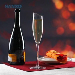 SANZO Bohemian Champagne Glass Dostosowane ręcznie szklany kubek szampana Promocyjny gorący sprzedający się kolorowy szampan