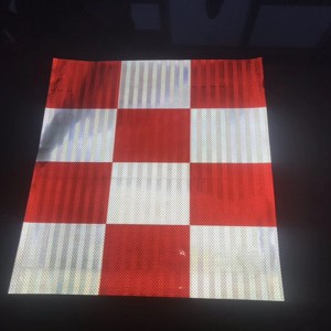 odblaskowa taśma bezpieczeństwa do schodów