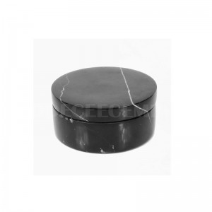 Piwnica z czarnego marmuru