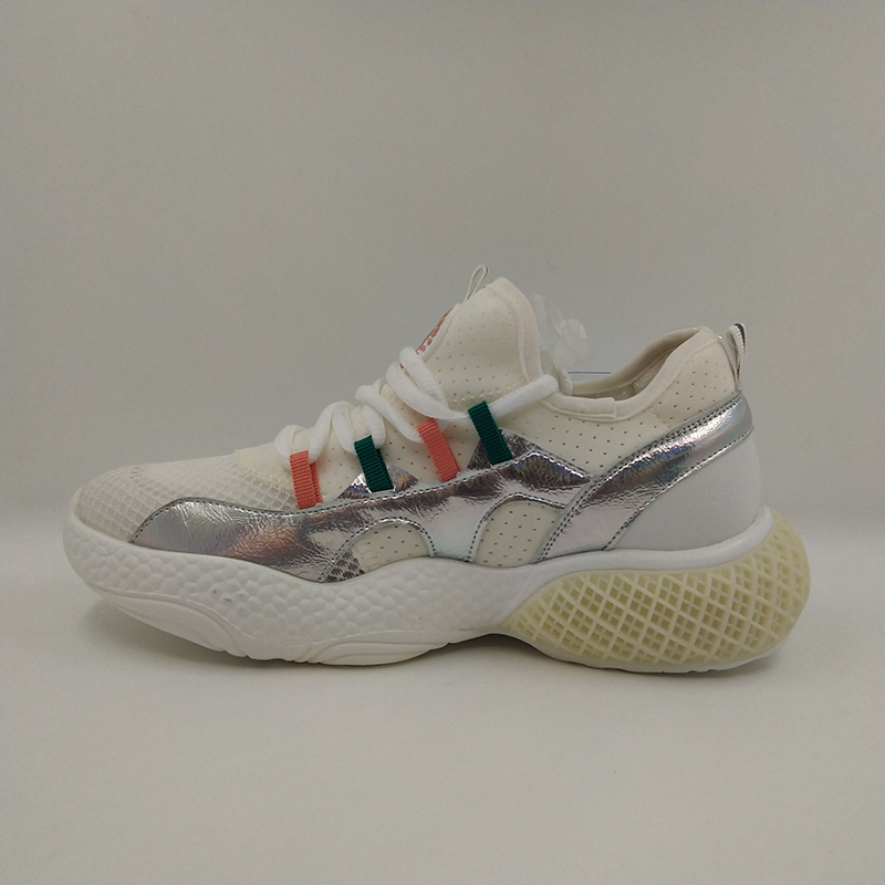 Modny but sportowy-001