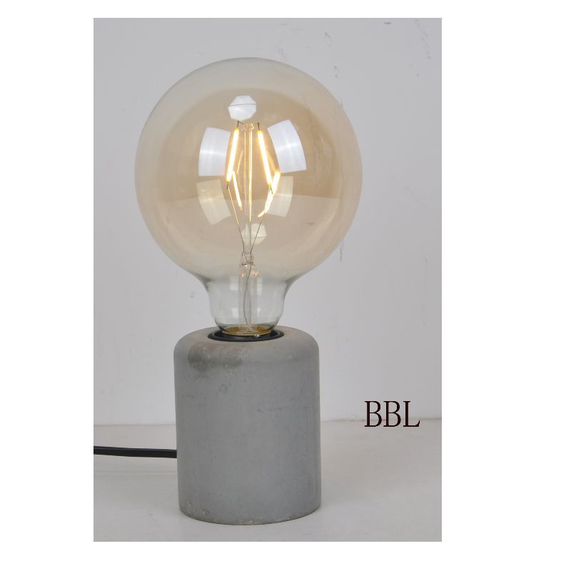 Lampa stołowa z betonową podstawą o małej kolumnie