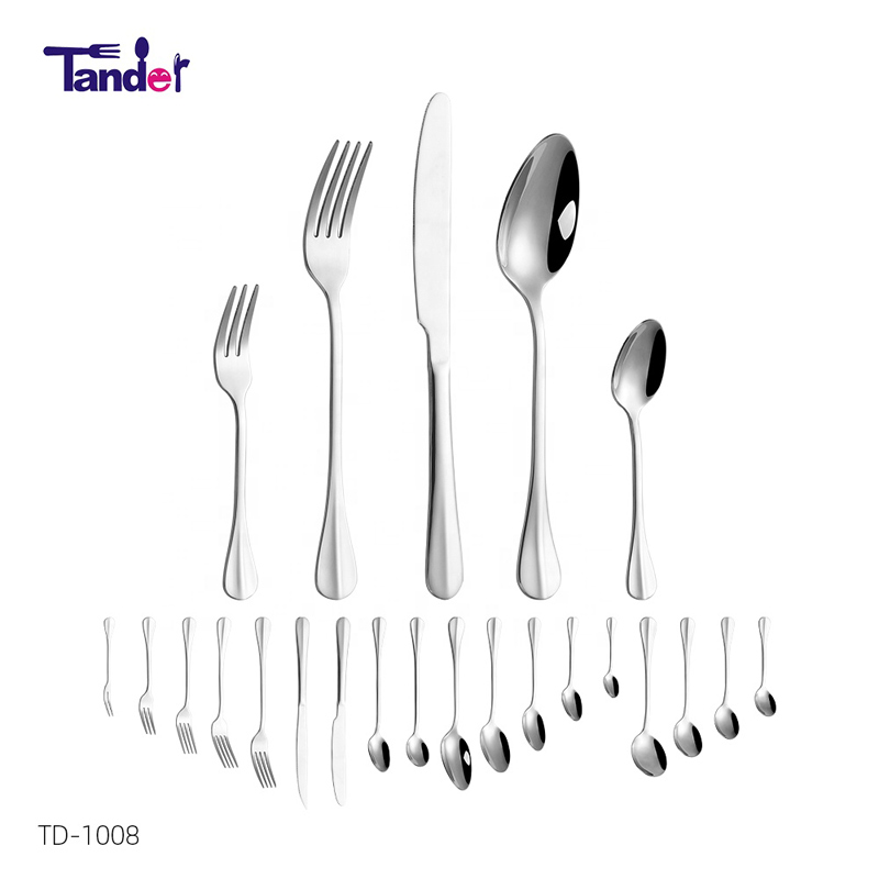 18PCS Mirror Polishing Tablicare Set Utensil Set, Knives, Forks, Spoons for Home and Restaurant