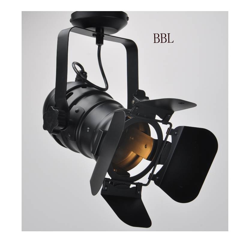 Oświetlenie punktowe filmu-1 z pokrywą i wspornikiem w kształcie litery U, może regulować kierunek