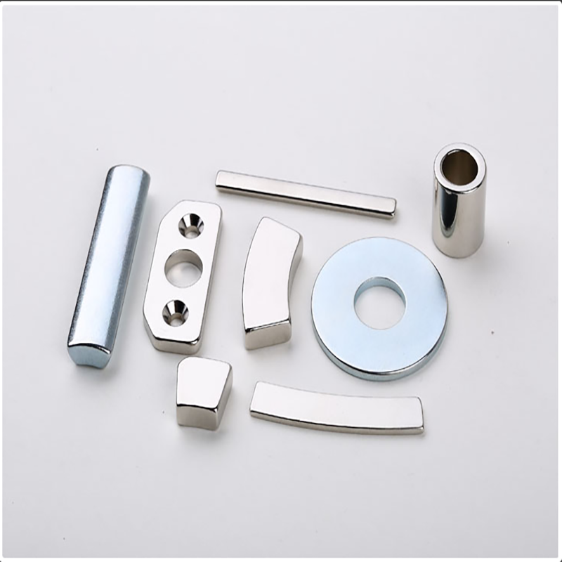 Motorowy magnes neodymowy super mocny magnetyczny niestandardowy N35 N52