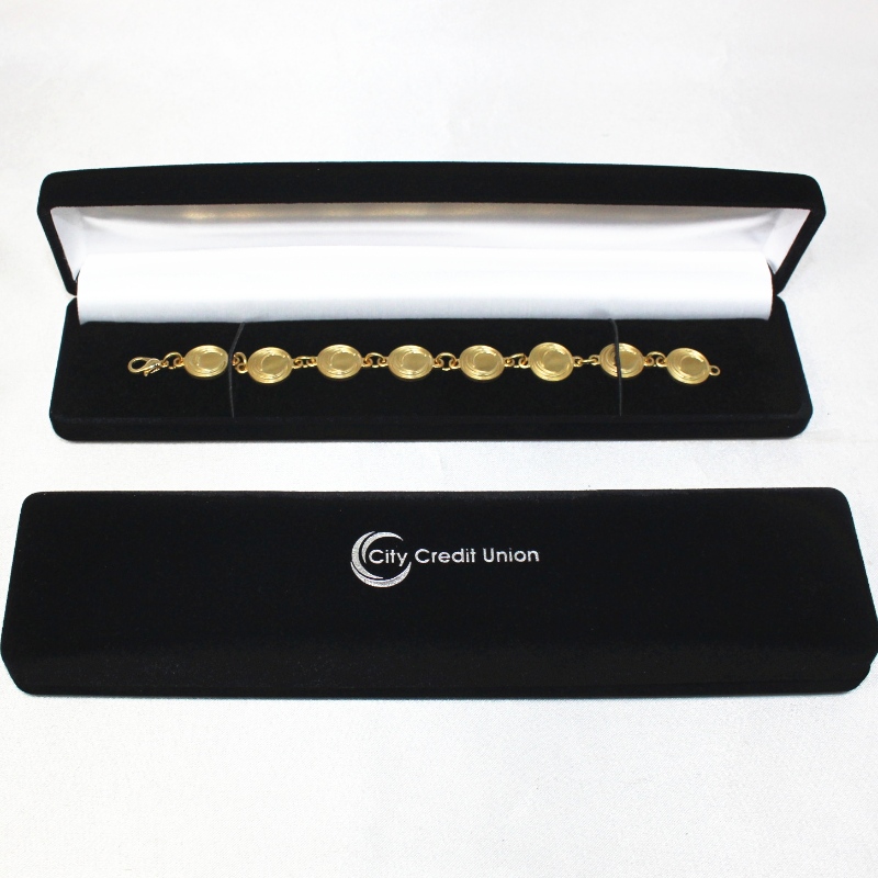 D-11 niestandardowe hurtowe czarne aksamitne pudełko na odznakę i naszyjnik